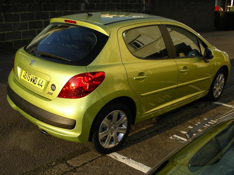 http://www.forum-peugeot.com/Forum/mesimages/17539/Photo 7.jpg